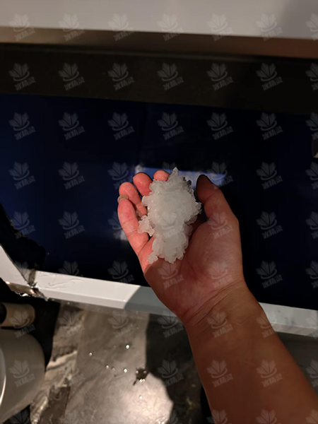 雪花颗粒冰
