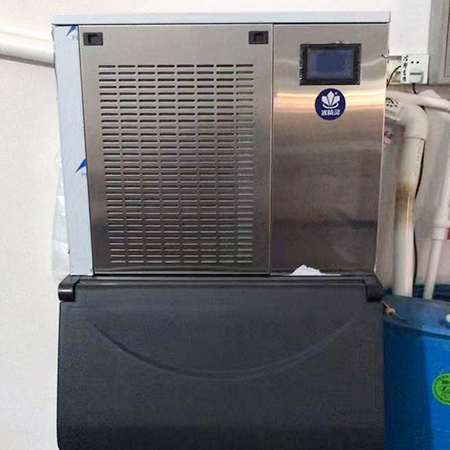 BJL-400公斤雪花制冰机交付某烤肉店使用