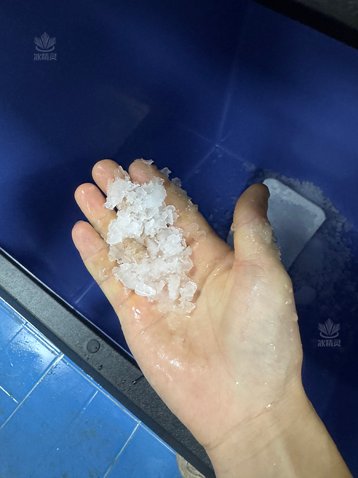 雪花颗粒冰