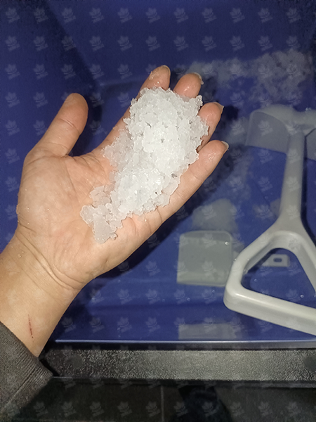 雪花颗粒冰