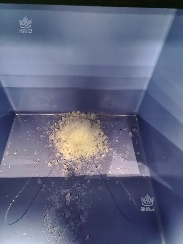 雪花颗粒冰